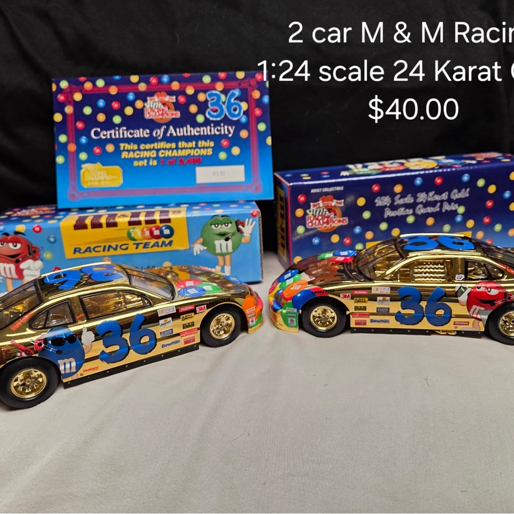 M&M'S Gold and Blue Racing Toy Cars Set